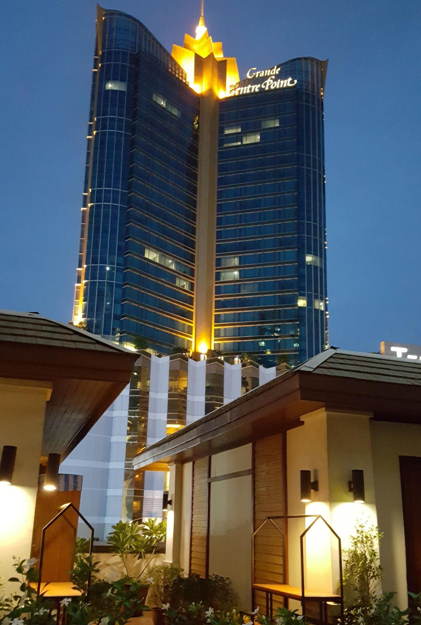 W 21 Hotel Bangkok Exterior foto